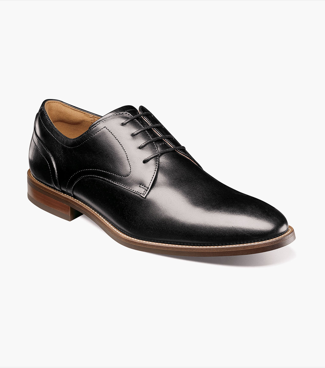 Rucci in Black, Front View