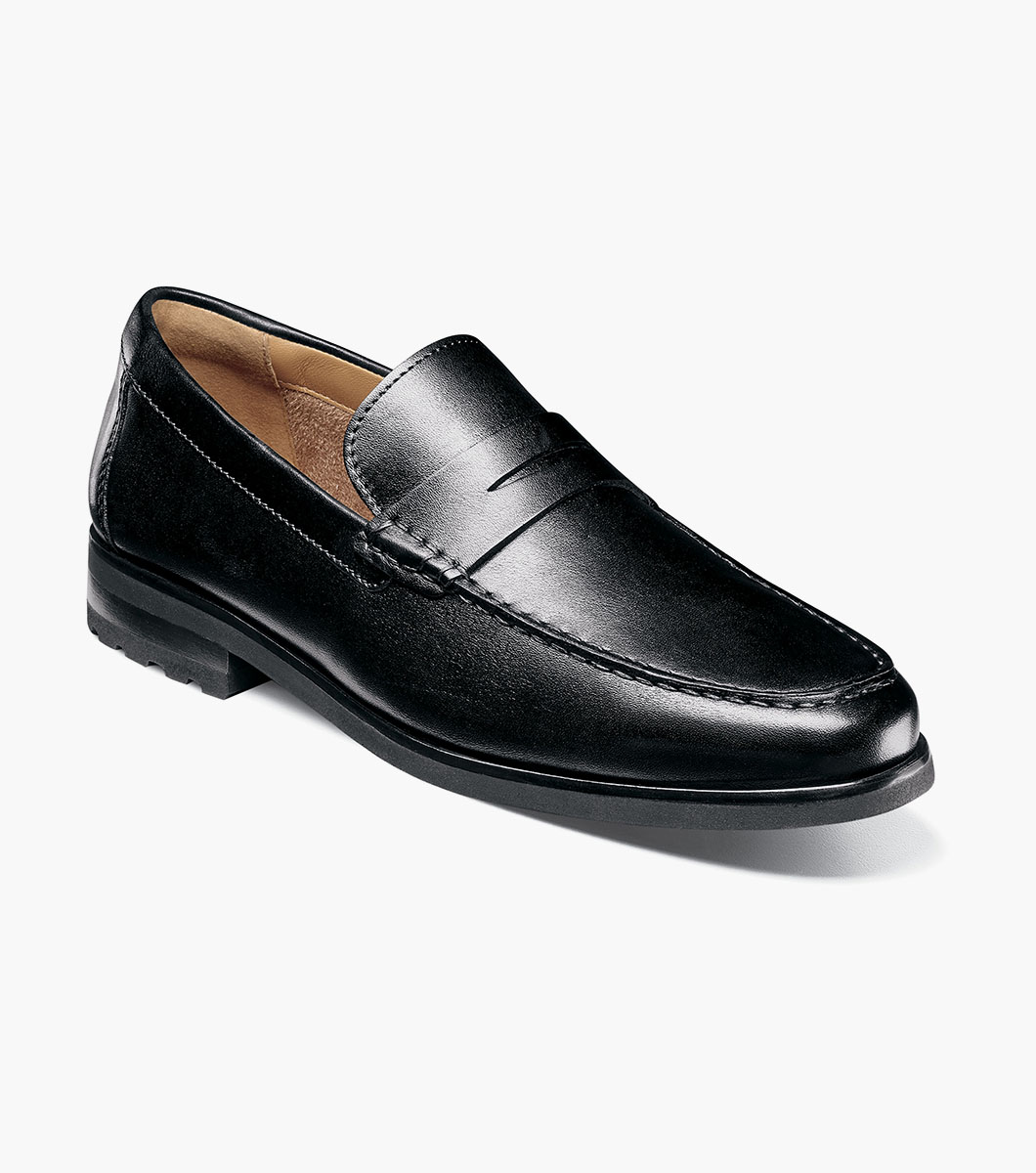 Hawthorne in Black, Front View