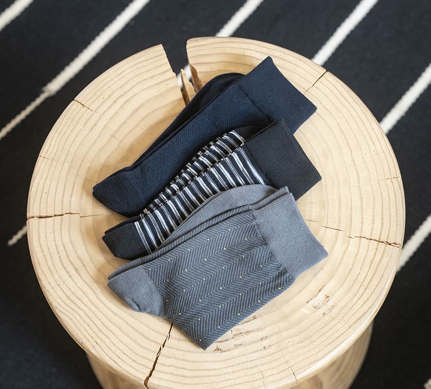 Shop Florsheim accessories featuring a variety of sock patterns.