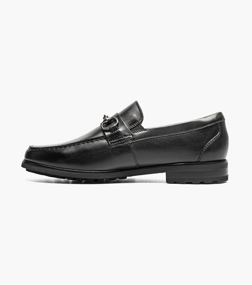 Hawthorne in Black, View 5