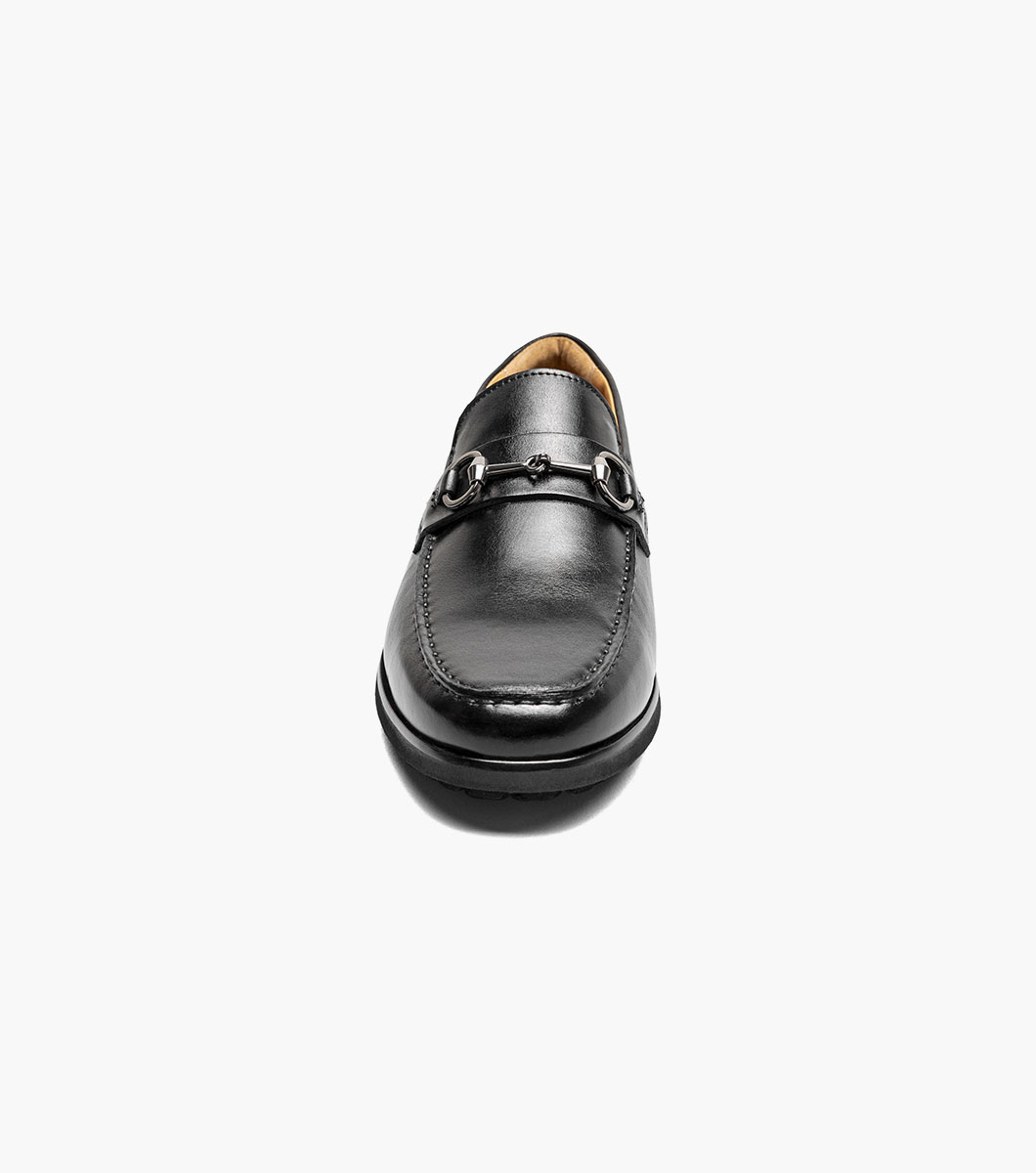 Hawthorne in Black, View 6