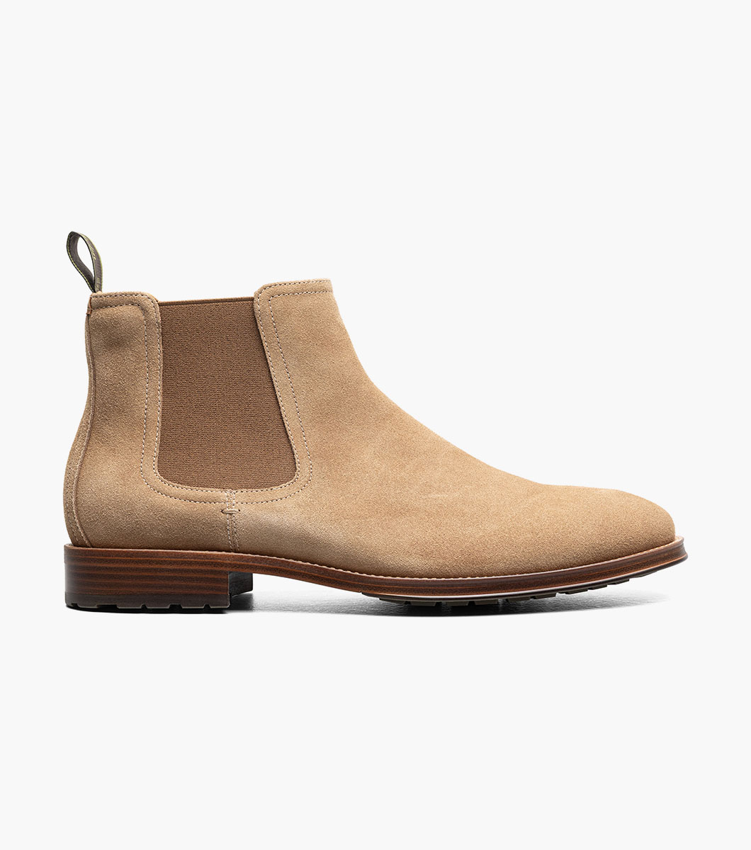 Rucci Lug in Sand, View 2
