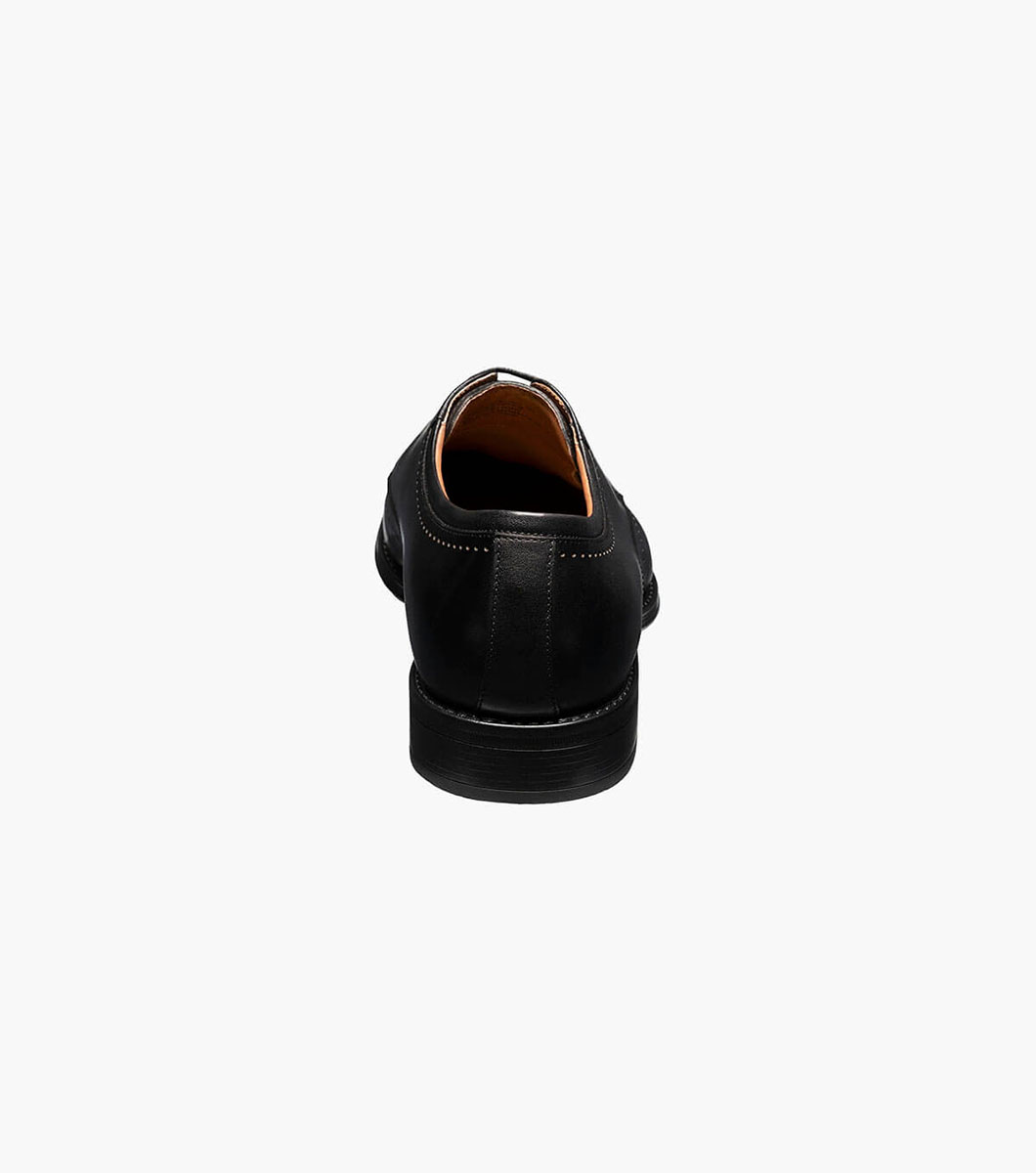 Amelio in Black, View 7