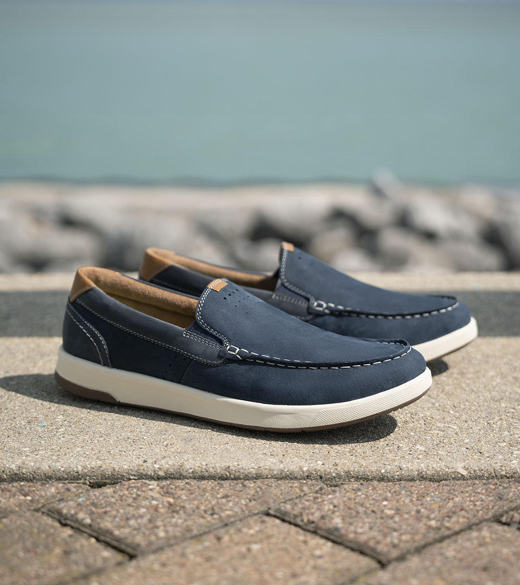 Crossover in Navy Nubuck Rotate View