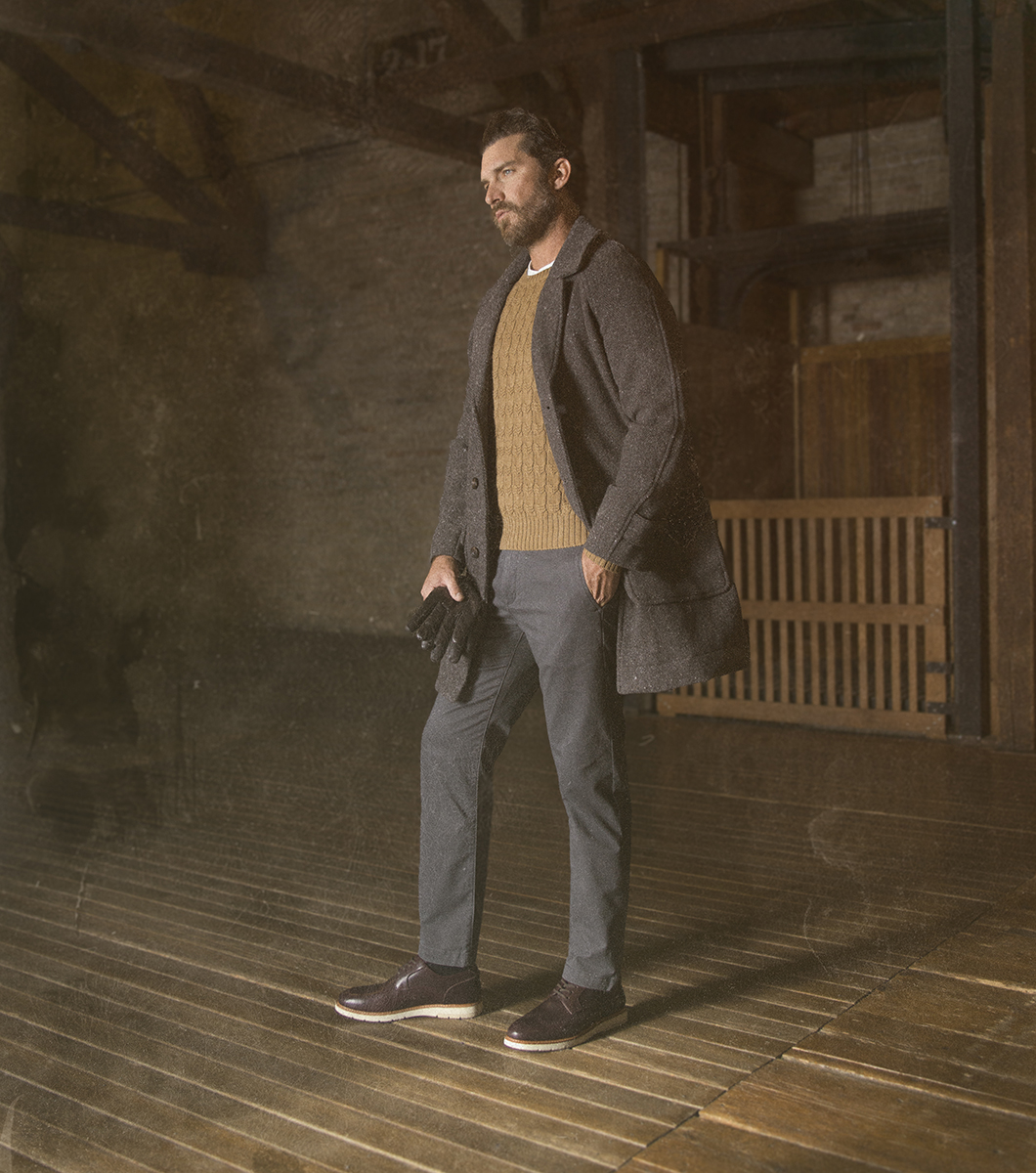 Vibe Lux in Chocolate Rotate View