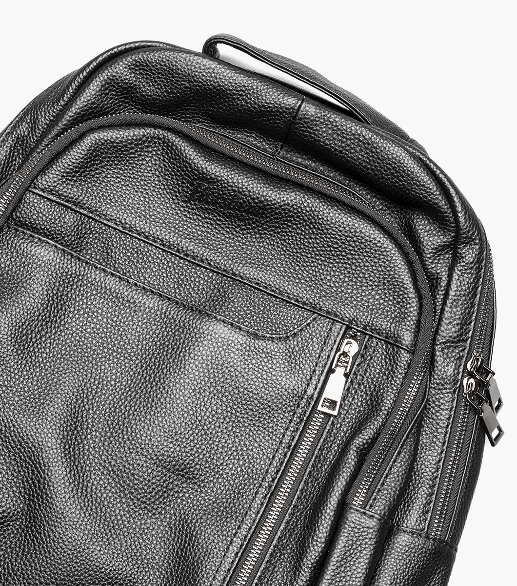 Beltran in Black Rotate View