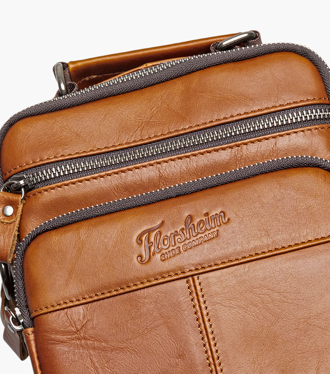 Santiago in Brown Rotate View