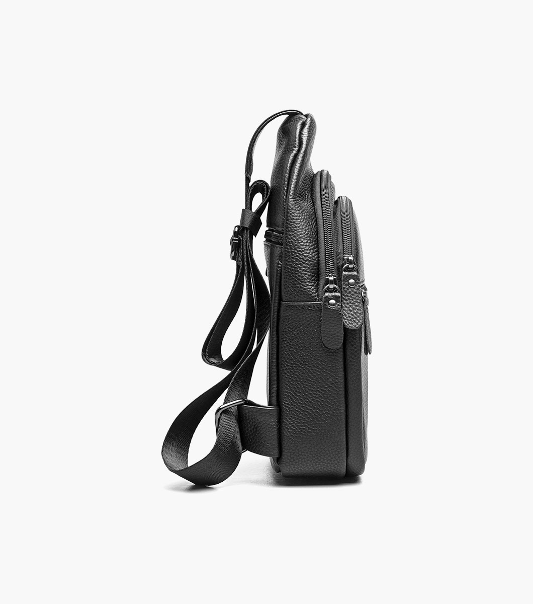 Mateo in Black Rotate View