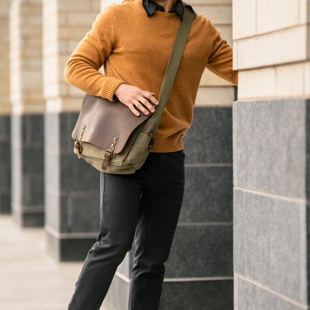 "Learn What Not To Wear By Avoiding These Common Style Mistakes." The featured image is a model opening a door while wearing a stylist sweater and crossbody bag.